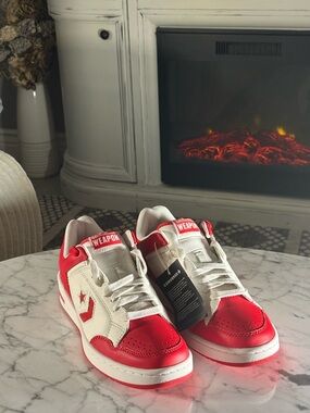 Converse Kids' Low Top Sneakers in Red & White